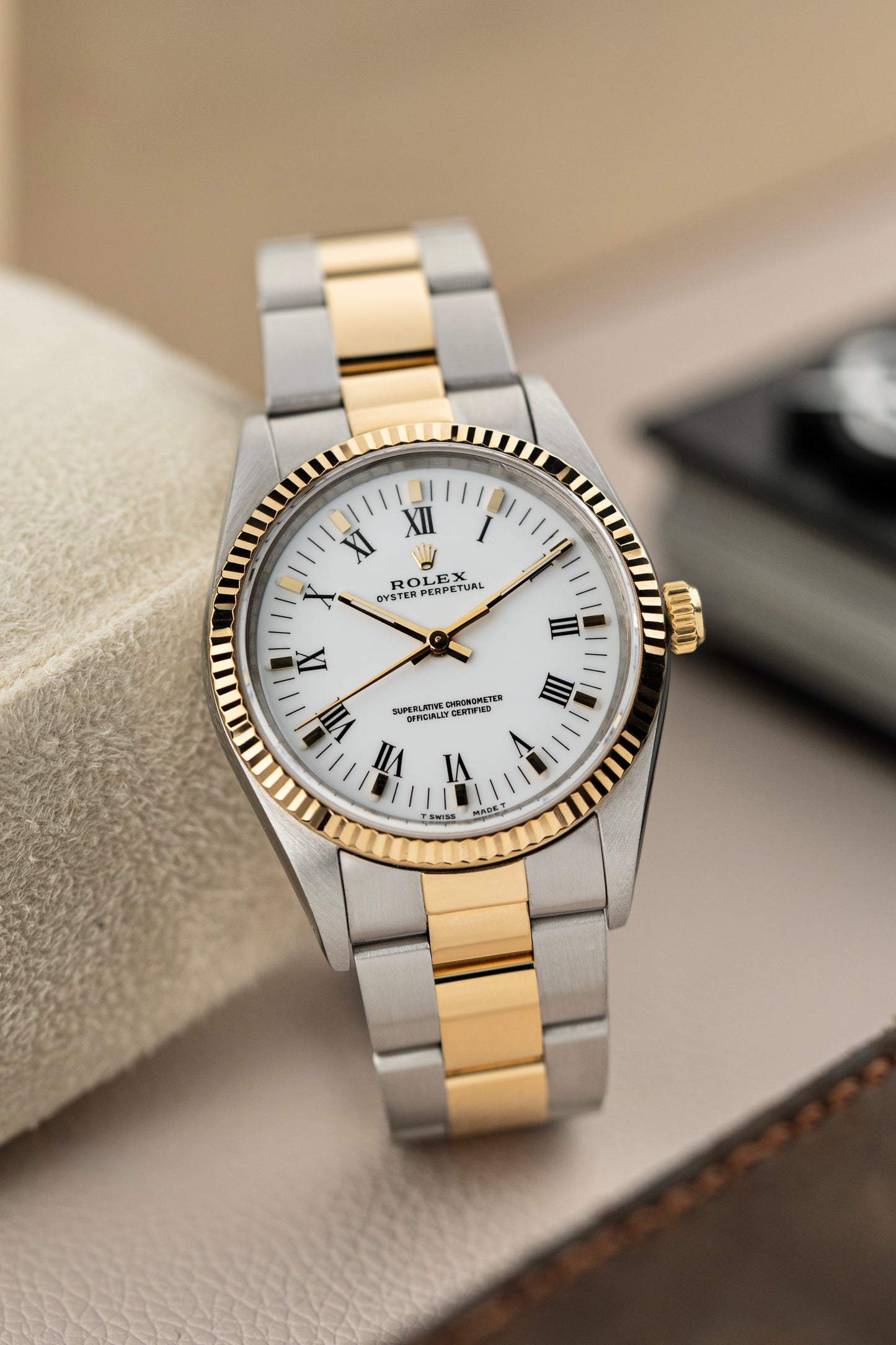 Rolex Oyster Perpetual 34mm - Ref. 14233