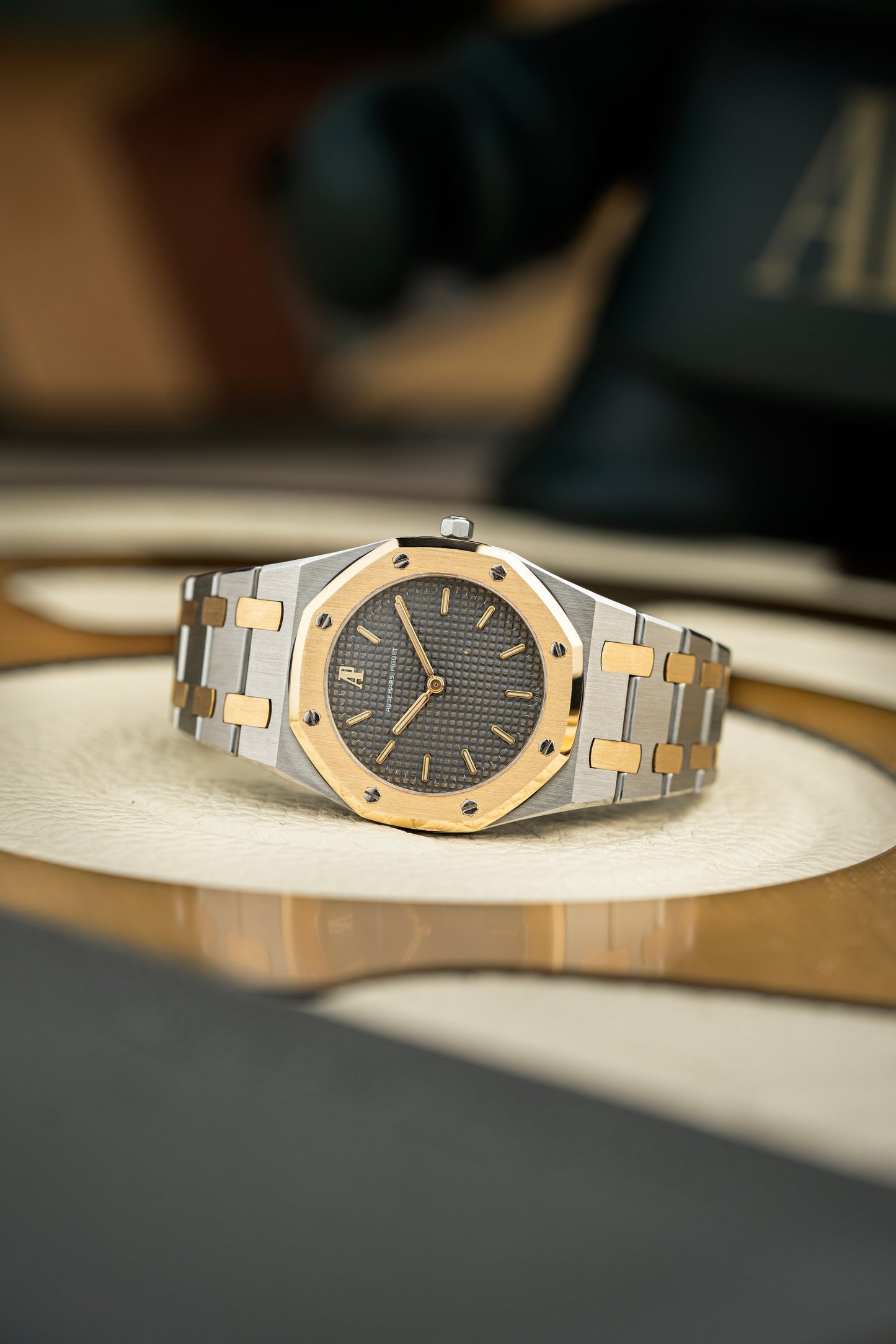 Audemars Piguet Royal Oak 30mm - Ref. 6008SA