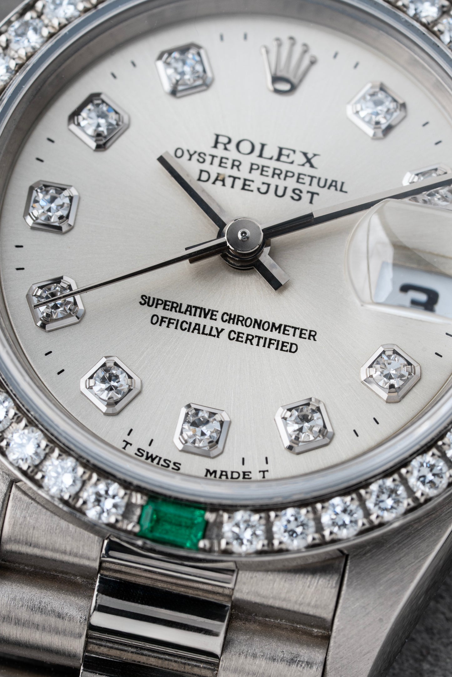 Rolex Lady-Datejust 26mm Emerald Baguettes - Ref. 69079