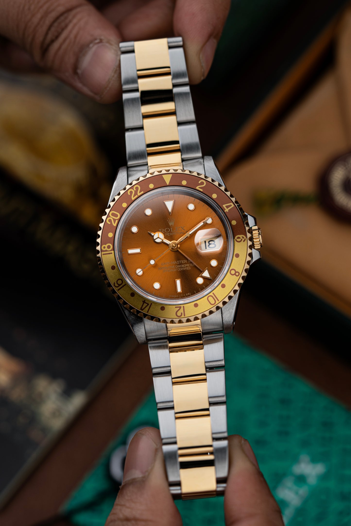 Rolex GMT Master II 40mm Rootbeer - Ref. 16713